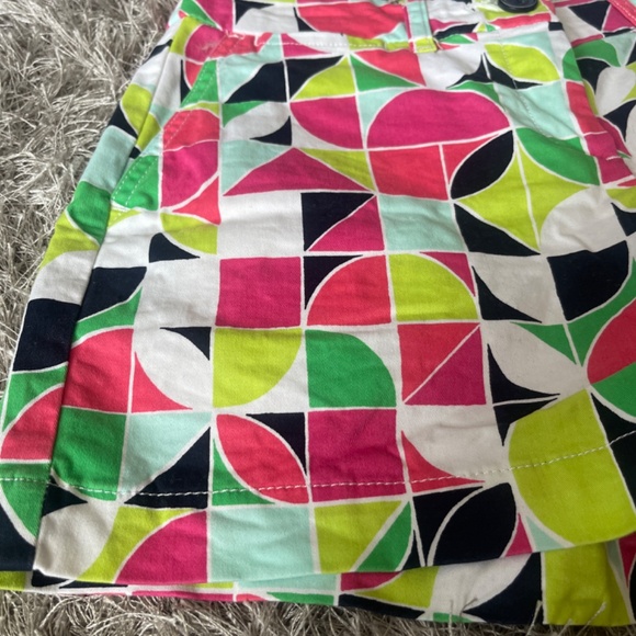 Crown & Ivy Shorts 💕 - Picture 2 of 7